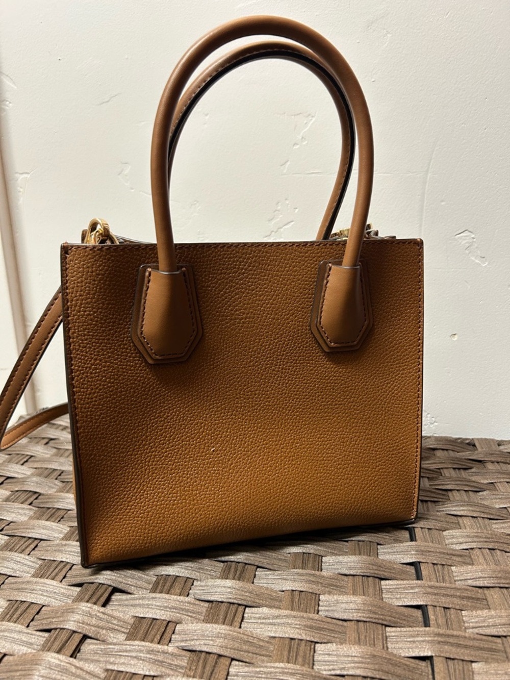 Michael Kors Brown Crossbody Bag - Picture 2 of 9
